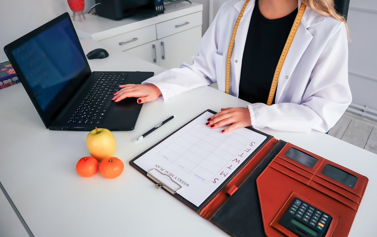 Nutricionista experto en alimentación equilibrada